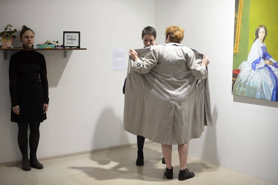 «Листівка на пам'ять». У межах виставки «Що в мені є від жінки», Київ, 2015