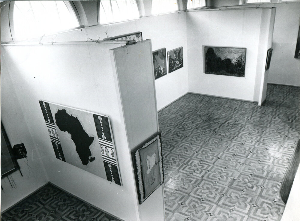 Общий вид постоянной экспозиции ТИРС, начало 1990-х. Фото из архива Музея современного искусства Одессы